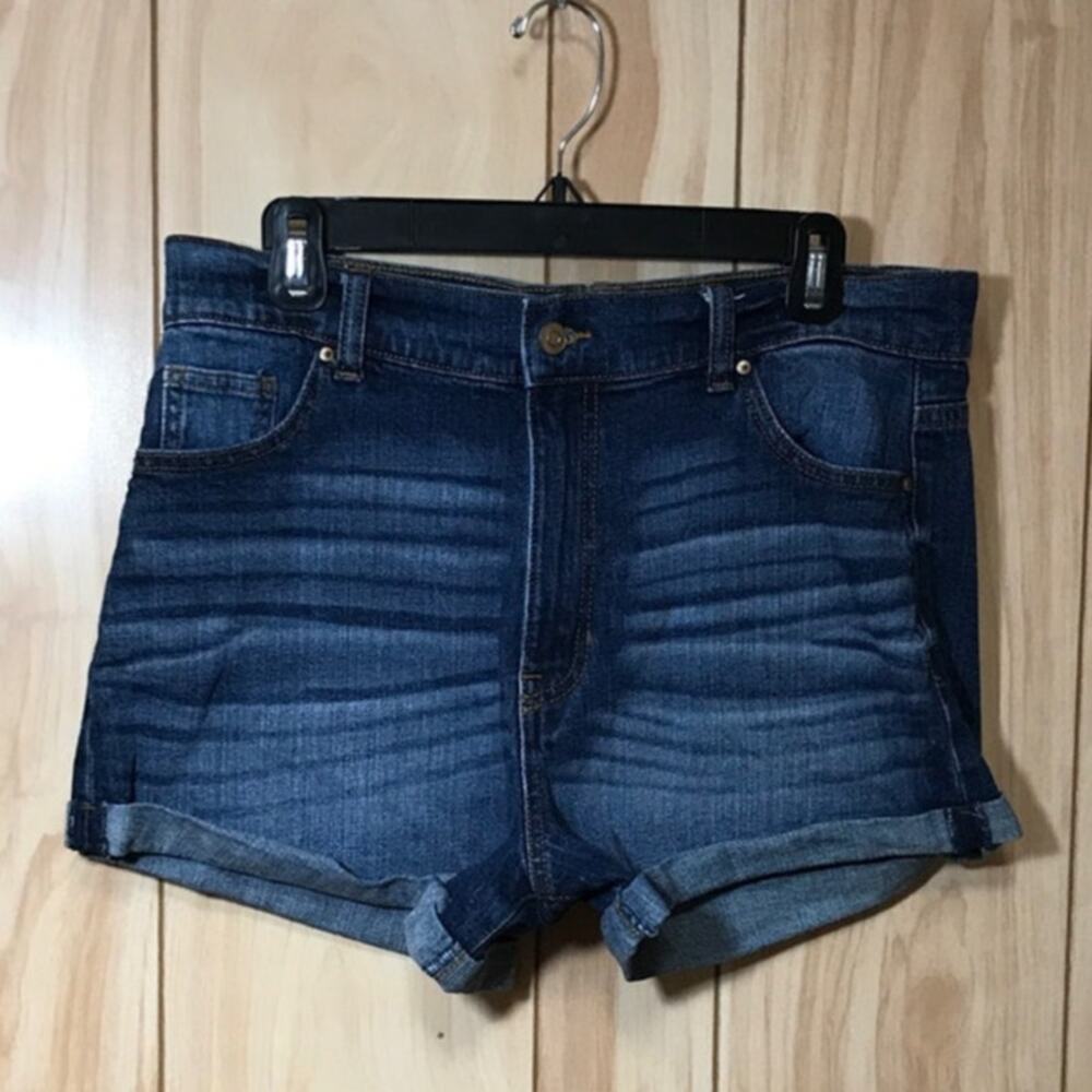No Booudaries High Rise Blue Rinse Wash Denim Cuff Leg 5 Pocket Shorts 13